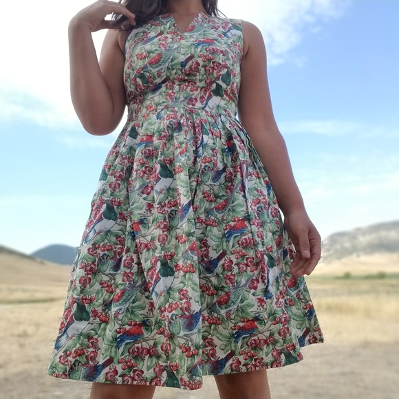 Vintage Dresses & Skirts - Vintage Custom Made Bird Floral Dress
